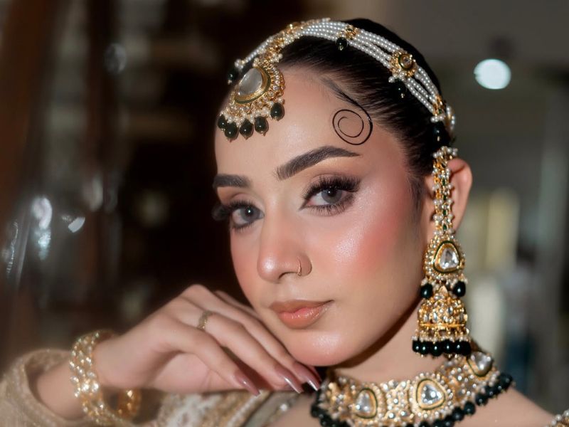 A girl get the Best Nikkah makeup in Faisalabad